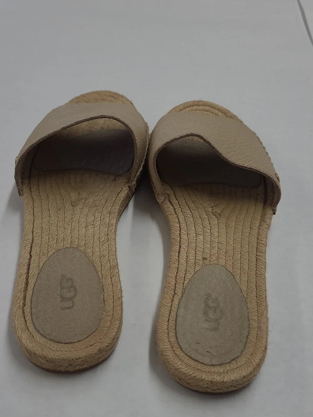 UGG stylish neutral